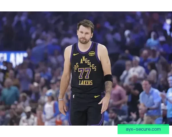 24日NBA焦点战前瞻东契奇力拼连胜勇士能否止住连败颓势